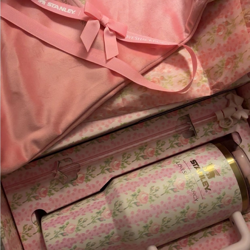 Stanley x LoveShackFancy Quencher in Pink and White